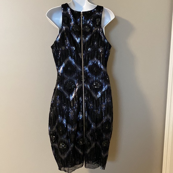 Black sequin dress - Picture 3 of 4